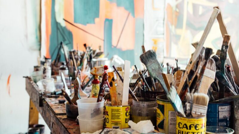 A Presença de Kamaloka na Cultura Brasileira: 30 Obras que Marcaram Época